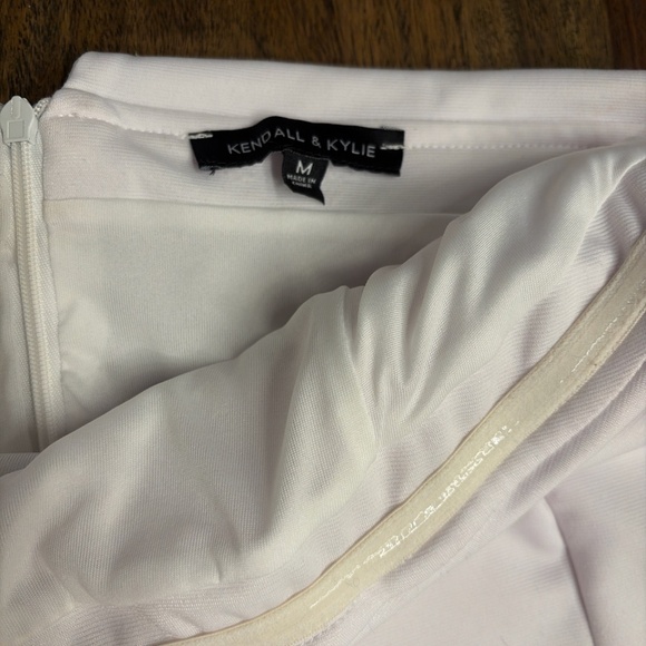 💗 Kendall & Kylie Strapless Bodycon Mini Dress - Picture 3 of 6